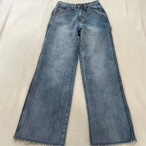 Brandy Melville Feanne Light Wash Jeans